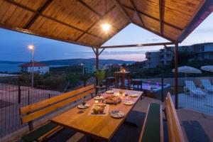 Nápoje v ubytování Villa Honey