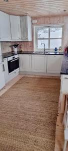 Imagen de la galería de Family Cabin With Panoramic Views In Nordmarka, en Skien