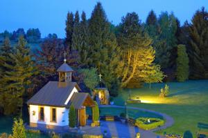 Ein Garten an der Unterkunft Best Western Hotel Brunnenhof