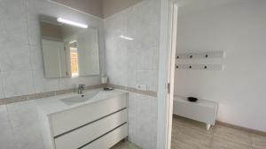Ένα μπάνιο στο Molino Azul 1A +37 φωτογραφίες