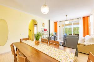 Posedenie v ubytovaní Bungalow Rosa - PlusHolidays