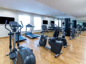 Fitness centrum a/nebo fitness zařízení v ubytování Ibis Styles Dragon Mart Dubai