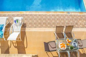 Mad i villaen eller i nærheden