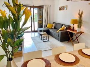 O zonă de relaxare la Moderno apartamento en San Juan de los Terreros, cerca de la playa - ES-376-35