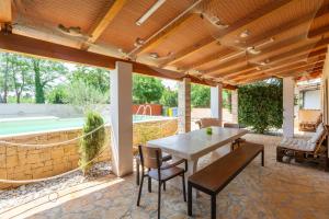 Galeriebild der Unterkunft Villa Alina with Pool in Savudrija