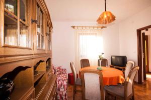 Posedenie v ubytovaní Holiday home in Rakalj - Istrien 8724 + 8 fotografií