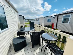 Balkoni atau teres di The Pad- 3 bed 2 bath, caravan Lido Beach