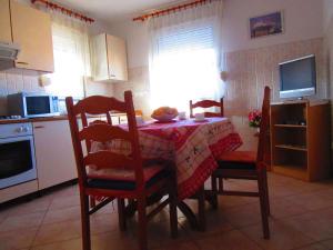 Kuchyňa alebo kuchynka v ubytovaní Apartment in Pula - Istrien 11382