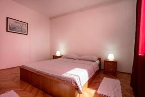 Posteľ alebo postele v izbe v ubytovaní Apartment in Rovinj - Istrien 11487