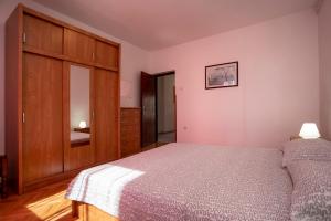 Posteľ alebo postele v izbe v ubytovaní Apartment in Rovinj - Istrien 11487