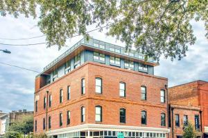 Budova, kde se prázdninový dům nachází