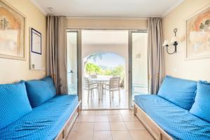 Część wypoczynkowa w obiekcie Les Appartements aux Restanques du Golfe de St Tropez - maeva Home - Appartement 2 Pièces 4 Personnes - Confort MAE-3354