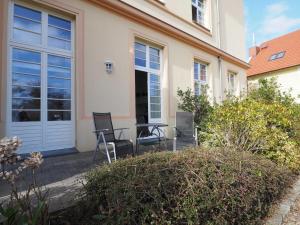 Το κτήριο όπου στεγάζεται  το διαμέρισμα +2 φωτογραφίες