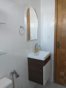 Koupelna v ubytování 301 APTO 3km da COP 30 e 2km da Basilica Santuario