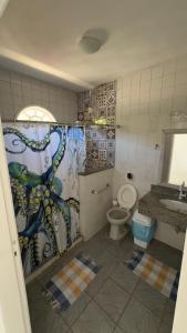 Phòng tắm tại POUSADA lOUCURA MARINHA