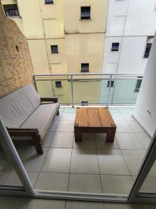 En balkon eller terrasse på Residencial Prainha - apto 201
