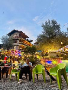 The swimming pool at or close to Hostel 360 Degree, Riverside Stay, Old Manali
