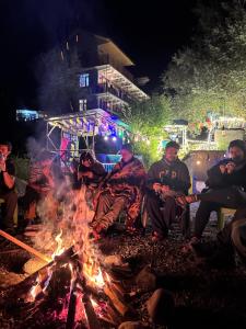 Hostel 360 Degree, Riverside Stay, Old Manali vendégei