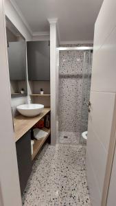 Koupelna v ubytování Apartment Rea + 17 fotografií