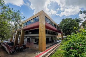 Το κτήριο όπου στεγάζεται  το διαμέρισμα