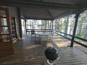 Billede fra billedgalleriet på Lake side villa 206m2 Sastamala  + 10 billeder