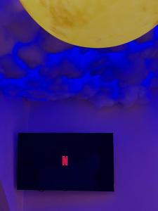 Fotografie z fotogalerie ubytování Moon Room, Nuit insolite - Ollioules Toulon Var v destinaci Ollioules