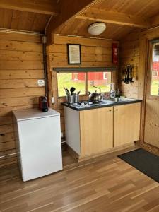 Kuchyň nebo kuchyňský kout v ubytování Hólaskjól Highland Center