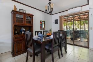 Fotografie z fotogalerie ubytování Coco - Laguna Azul Poolside Condo v destinaci Coco