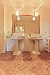 Koupelna v ubytování Villa With Views Of The Tuscan Maremma