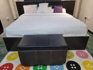 Photo de la galerie de l'établissement Caesar's Hotel & Apartment Room #6 and #13, à Ikeja