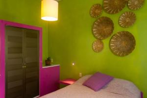 Postel nebo postele na pokoji v ubytování Casa de Don Pablo Hostel