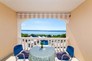 Balkón alebo terasa v ubytovaní One-Bedroom Apartment Crikvenica 6