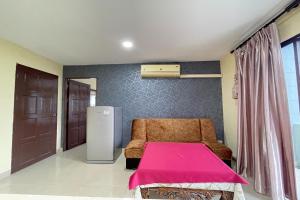 Χώρος καθιστικού στο Lucky Inn Suite Pattaya
