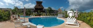 Piscina di Hotel Mundo Maya Chichén Itzá o nelle vicinanze
