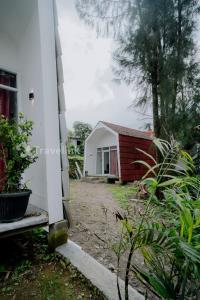 Budova, kde se kemp nachází