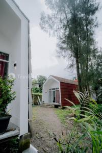 Budova, kde se kemp nachází