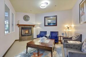 Area soggiorno di Best Western Liberty Inn DuPont JBLM