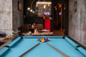 Biliár nebo kulečník v ubytování Swiss-Belhotel Rainforest