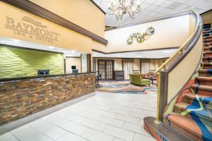 - un hall d'une auberge et d'une suite de banquet dans l'établissement Baymont by Wyndham Knoxville I-75, à Knoxville 37 autres photos