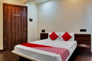 Gallery image of Hotel O Kanha Inn Lodging in Yerandwane