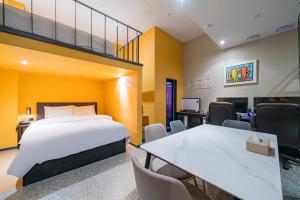 Postel nebo postele na pokoji v ubytování Incheon Browndot Hotel Nonhyeon Soraepogu