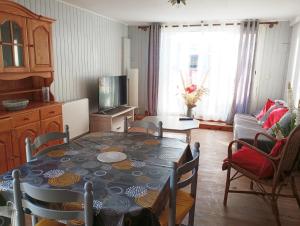 Et opholdsområde på Les chênes de Peinch