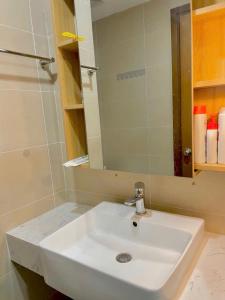 Ένα μπάνιο στο Galaxy Apt 2bed Green Pearl BN