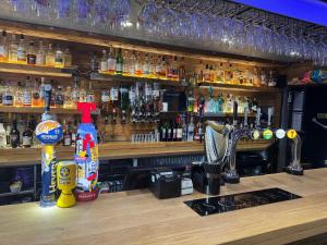 Lounge nebo bar v ubytování The Square Kintore