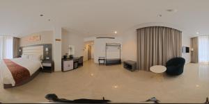 Wave View Hotel房間的床