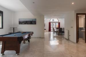 Τραπέζι μπιλιάρδου στο Home4u Granada Marymonte