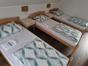 Ένα ή περισσότερα κρεβάτια σε δωμάτιο στο Holiday home Alen