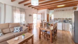 Kuchyň nebo kuchyňský kout v ubytování Villa Gamor Frigiliana by Ruralidays