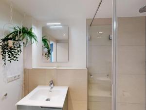 Un baño de Lighthouse Duhner Spitze - W07