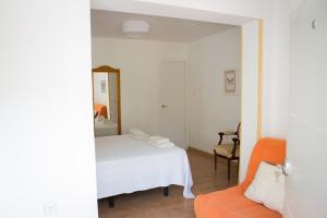 Postel nebo postele na pokoji v ubytování Apartamentos Casa Torres - Adults Only